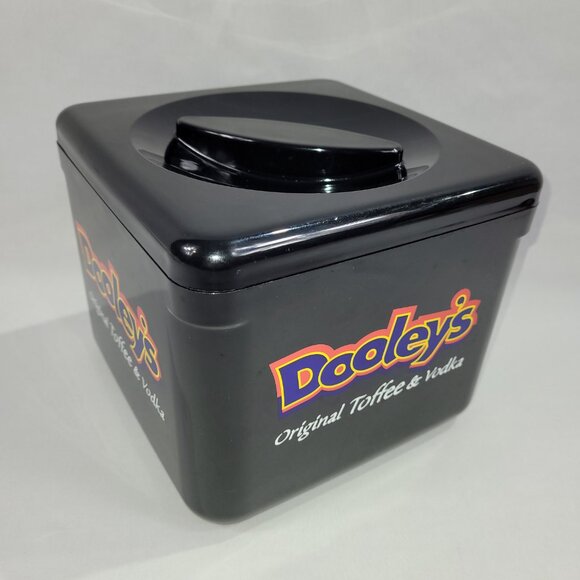 Dooley's Toffee & Vodka 6.5" Plastic Ice Bucket Pail Black Lid & Liner - Picture 1 of 2